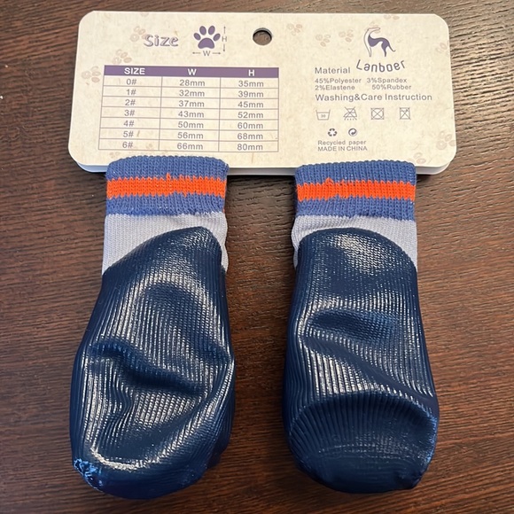 Waterproof Pet Socks - Picture 2 of 6